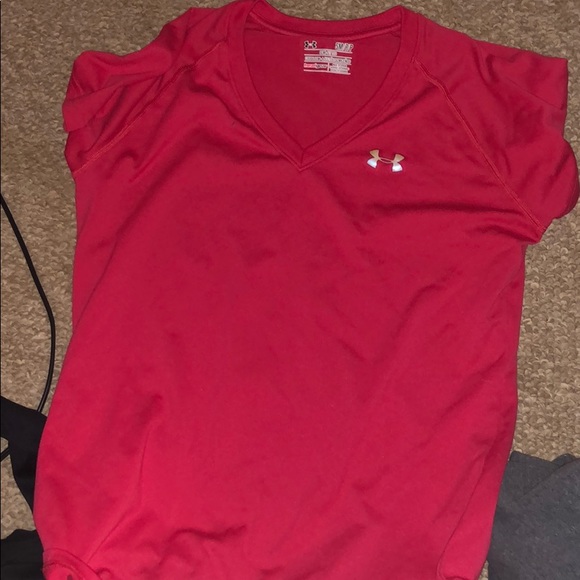 Under Armour Tops - Underarmour Short Sleeve Under Armour Tops - Underarmour Short Sleeve